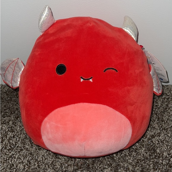 Karlie 8” Squishmallow - Picture 4 of 5